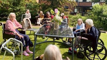 London care home Residents enjoy garden party fun in the sun